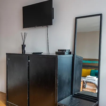 Calme Et Accueillant Metro Charonne Apartman Párizs
