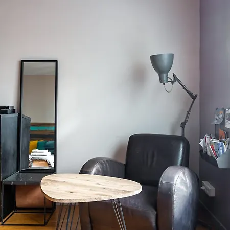 Calme Et Accueillant Metro Charonne Appartement Paris